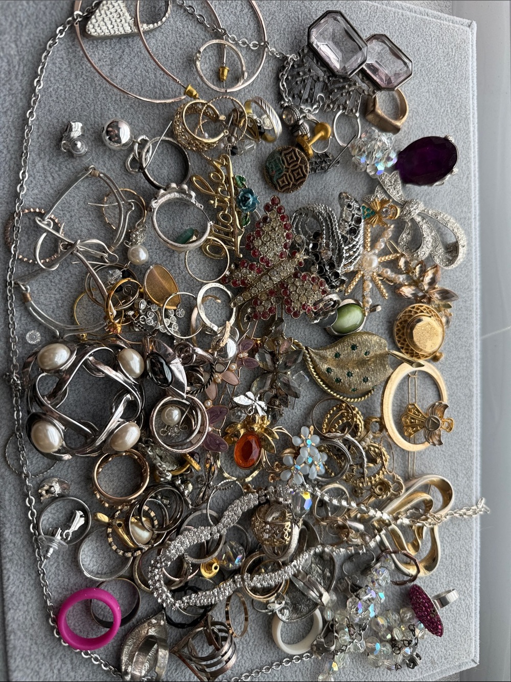 Craft lot Lot a little bit of everything rings brooch barrettes untested